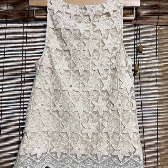 NWT!  MM Couture Cream Star Lace Tank Top - Picture 8 of 8